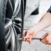 Почему не работает датчик давления в шинах после замены колес