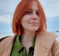 Психотерапевт дала совет переживающей об одиночестве 40-летней успешной женщине: Отношения: Забота о себе.