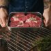 Как замариновать мясо для мангала на минералке